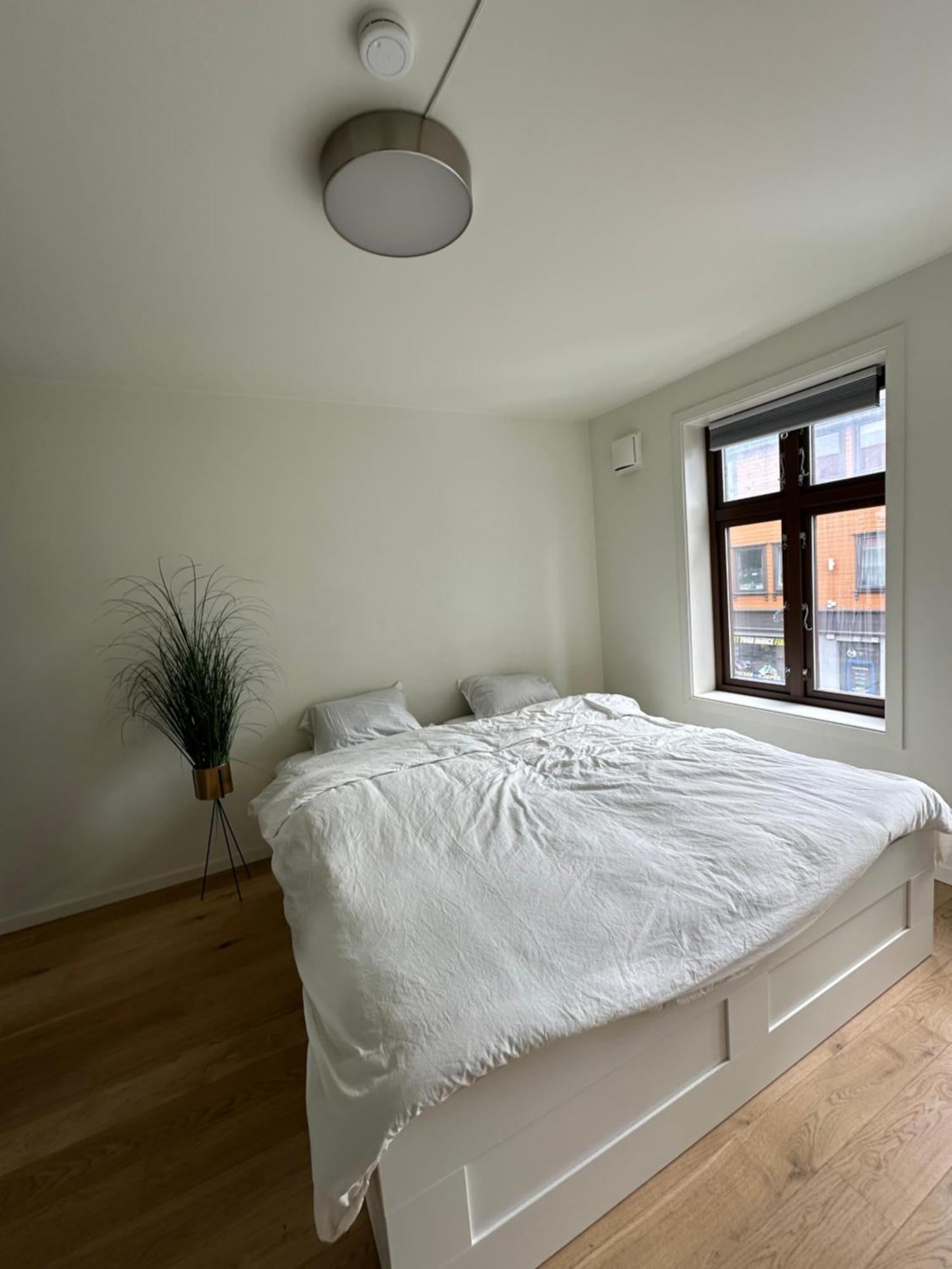 Deluxe 2 Bedroom With View And Underground Garage Leilighet