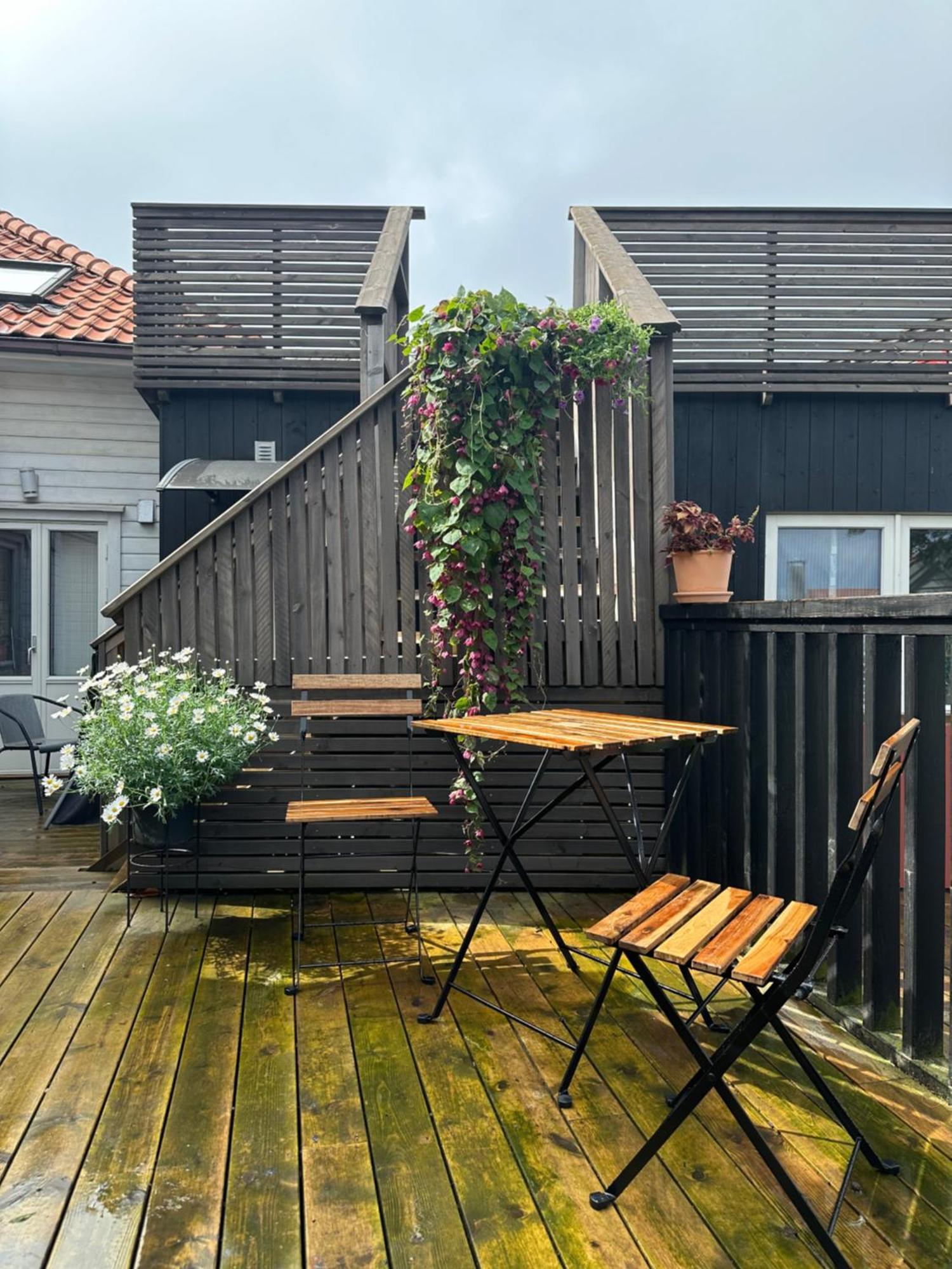 Deluxe 2 Bedroom With View And Underground Garage *