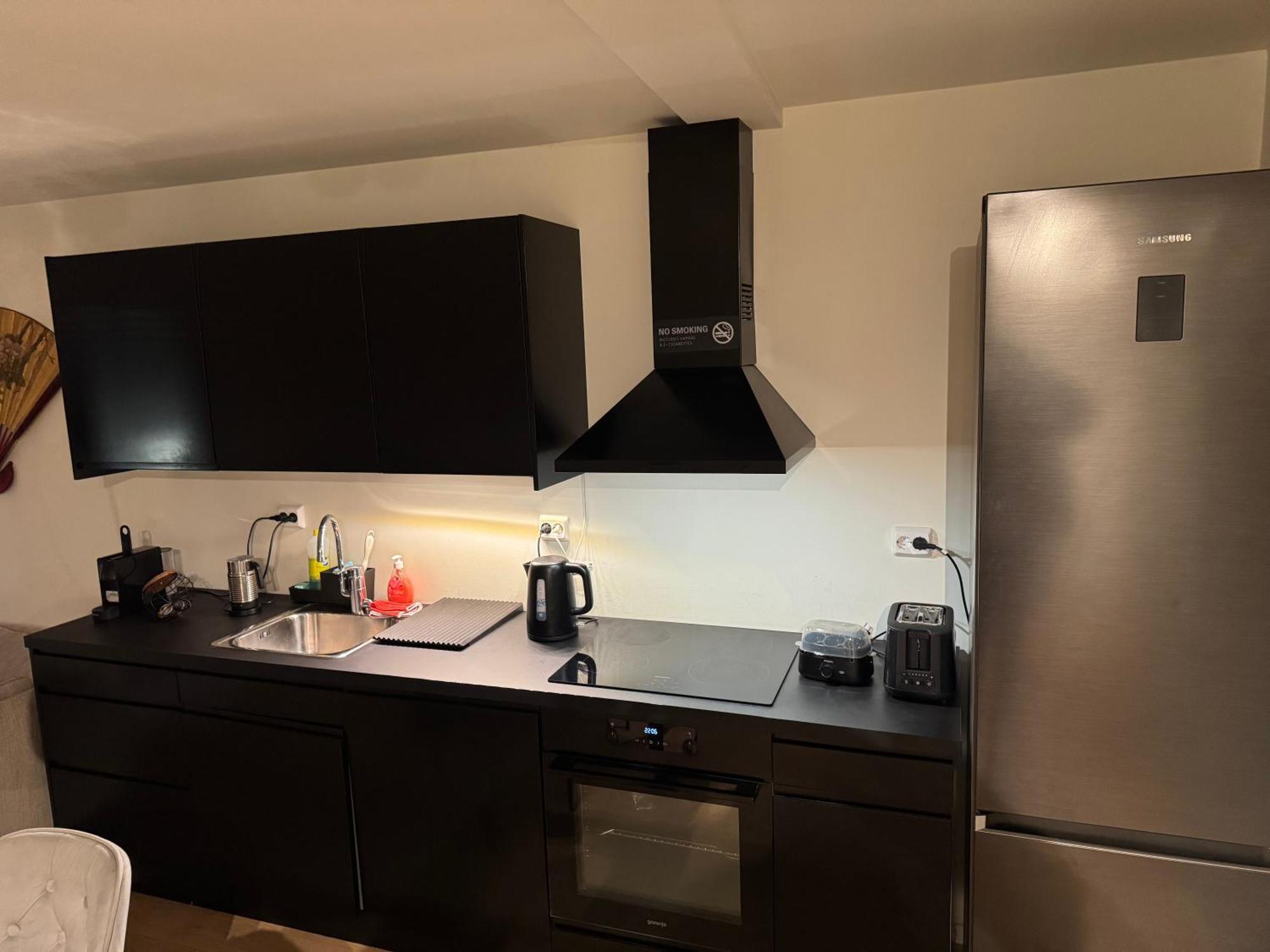 Deluxe 2 Bedroom With View And Underground Garage Leilighet *